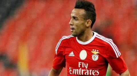 Emre giderse Marcal gelecek