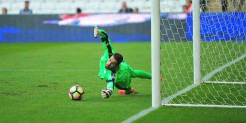 Harun Tekin Süper Lig'in zirvesinde