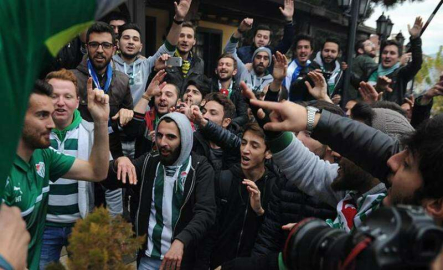 Üçlü Harun Tekin'den