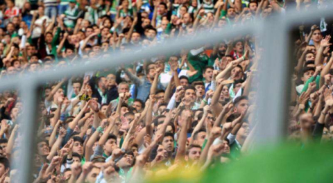 Bursaspor taraftarı dinledi... İşte Fenerbahçe maçı bilet fiyatları