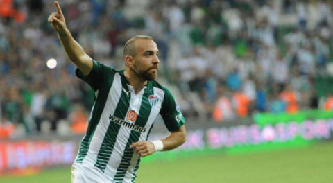 Bursaspor'dan efsaneyle 4 galibiyet