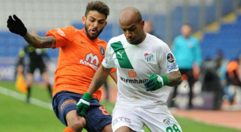 Bursaspor, deplasmanda galibiyeti unuttu