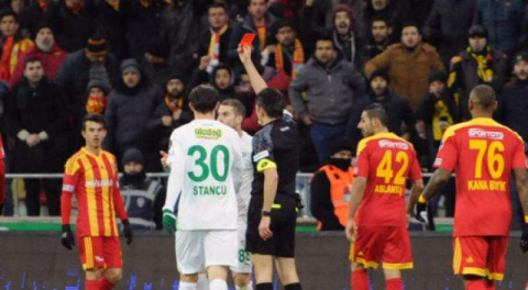 Bursaspor'un 9 maçlık bilançosu: 5 kırmızı 4 puan