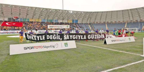 Anlamlı pankart