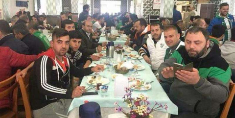 Teksas kahvaltıda buluştu