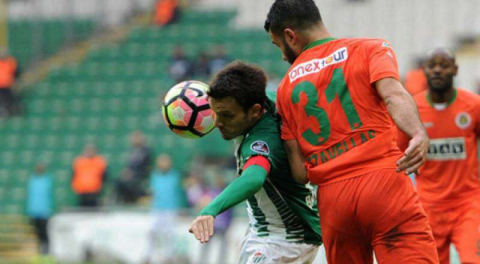 Bursaspor'da pas var icraat yok