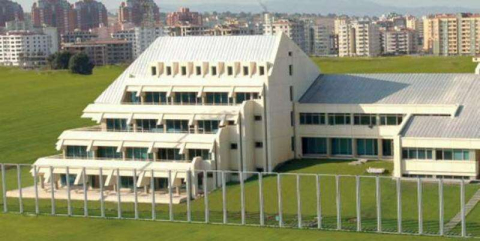 Kulüp yine karıştı!