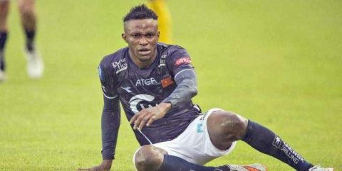 Bir teklif de Samuel'e