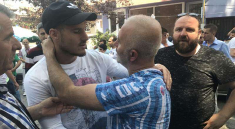 Deniz Yılmaz yalnız bırakmadı