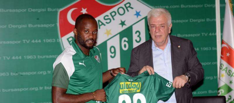 Jires Kembo-Ekoko imzayı attı