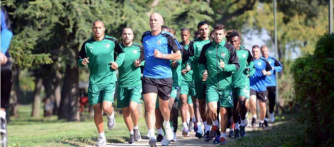 Bursaspor güne kros ile başladı