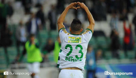 Aziz Behich 618 gün sonra...