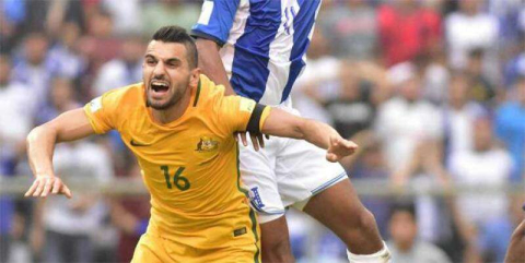 Azizli Avustralya avantajı kaptı   