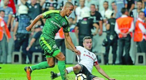 William Ekong'ta direkten dönüldü
