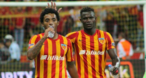 Badji'de işler arapsaçı...  Bursaspor'dan istediği, kazandığının 5 katı!