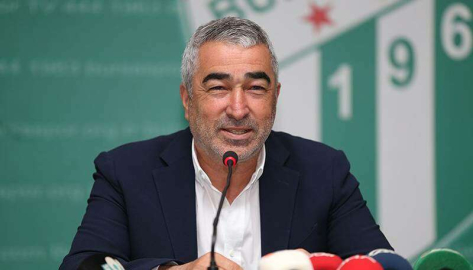 "Hedefimiz taş gibi bir takım oluşturmak"
