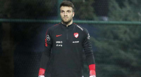 Okan Kocuk oynamak adına fedakarlık yapmaya hazır