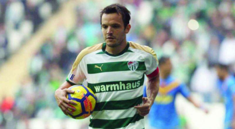 Faty ve Batalla'dan destek
