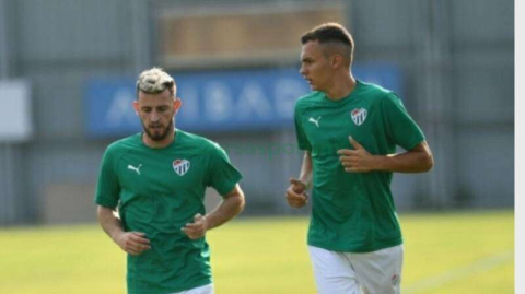 Yeni transfer ilk antrenmanına çıktı