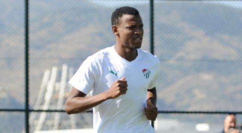 Abdullahi Shehu antrenmana çıktı
