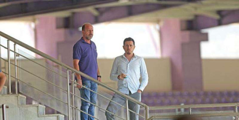 Bursalı menajerler tribünde