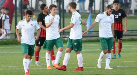 Bursaspor'dan farklı kapanış!