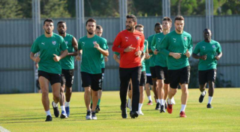 Bursaspor ayağının tozuyla...