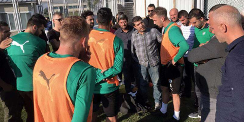 Tribün liderleri moral verdi