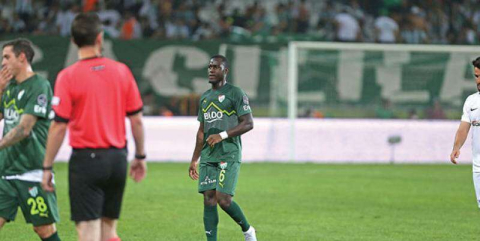 Saivet Trabzon'da sahada