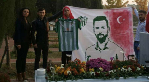 'Bursaspor formasına aşıktı'