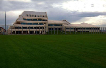 Kara bulutlar çöktü!