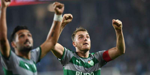 Milli ara beraberlik getiriyor