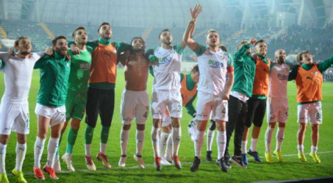 Bursasporlu futbolculardan zafer mesajları!