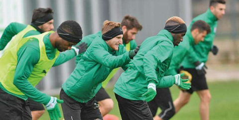 Timsah'ta isteyen çalıştı!