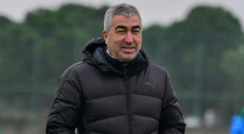 "Hak edenler oynuyor..."