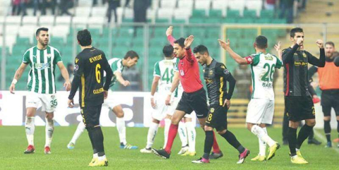 "Var sisteminin yanındayım"