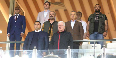 Başkanı ter bastı