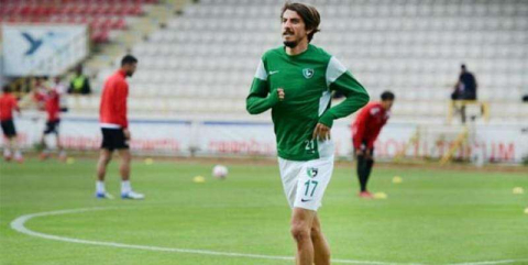 Mehmet Akyüz'e Avustralya'dan talip var