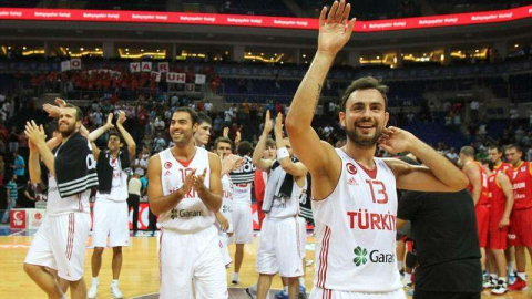 Bursaspor'a milli basketbolcu