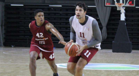 Cenk Akyol Timsah oluyor!