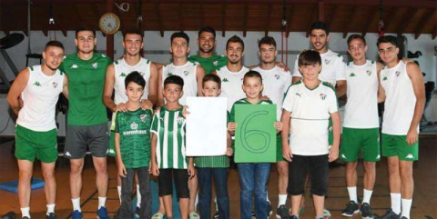 Timsah'ın konukları vardı