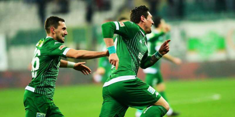 Bursaspor gümrüğü geçti