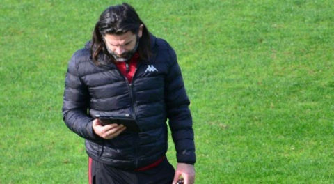 Üzülmez nerelere transfer istedi?