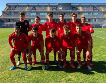 Bursasporlular oynadı, U17 milli takımı kazandı