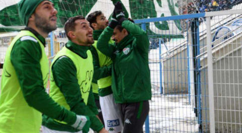 Bursaspor'dan taraftara jest