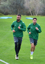 Maaşlar 6 ay geriden geliyor 