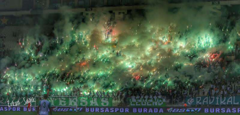 Tribünler salı günü Arena'da
