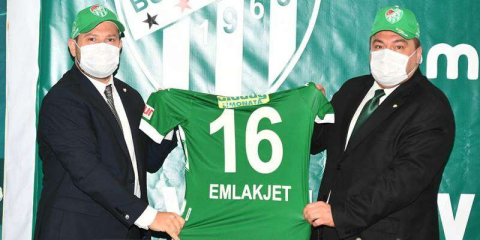 "Zor günlerde elimizi taşın altına soktuk"