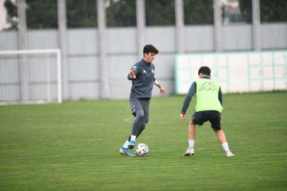 Timsahlar çift kale çalıştı