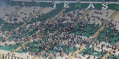 Bursaspor taraftarından yönetime tepki!
